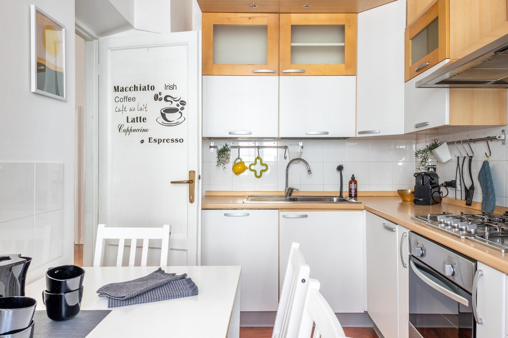 Your Elegant Loft At Termini Station Рим Екстериор снимка